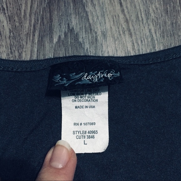 Daytrip Top! Black sequins - Picture 2 of 3